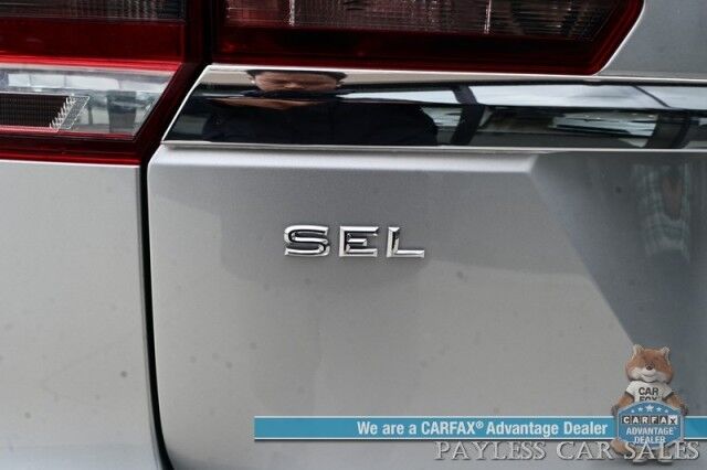 2019 Volkswagen Atlas 3.6L V6 SEL / Auto Start / Heated Leather Seats & Steering Wheel / NAV / Pano Sunroof / Adaptive Cruise / Lane Depart & Blind Spot Alert / Apple CarPlay & Android Auto / 3rd Row / Seats 7 / Tow Pkg Anchorage AK