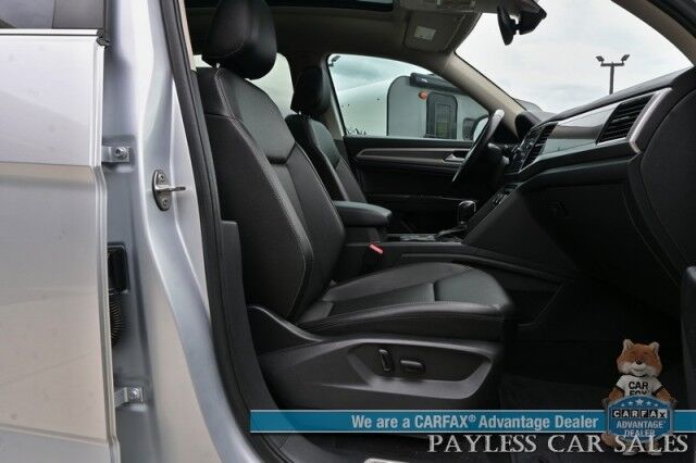 2019 Volkswagen Atlas 3.6L V6 SEL / Auto Start / Heated Leather Seats & Steering Wheel / NAV / Pano Sunroof / Adaptive Cruise / Lane Depart & Blind Spot Alert / Apple CarPlay & Android Auto / 3rd Row / Seats 7 / Tow Pkg Anchorage AK