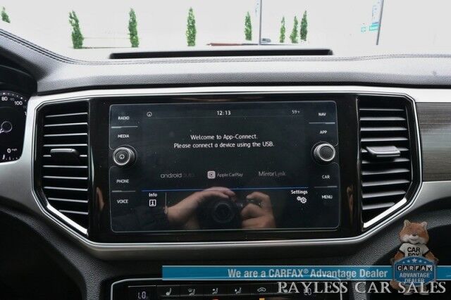 2019 Volkswagen Atlas 3.6L V6 SEL / Auto Start / Heated Leather Seats & Steering Wheel / NAV / Pano Sunroof / Adaptive Cruise / Lane Depart & Blind Spot Alert / Apple CarPlay & Android Auto / 3rd Row / Seats 7 / Tow Pkg Anchorage AK