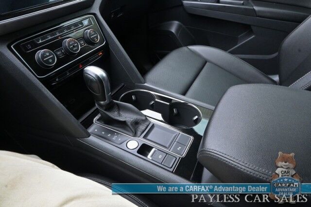 2019 Volkswagen Atlas 3.6L V6 SEL / Auto Start / Heated Leather Seats & Steering Wheel / NAV / Pano Sunroof / Adaptive Cruise / Lane Depart & Blind Spot Alert / Apple CarPlay & Android Auto / 3rd Row / Seats 7 / Tow Pkg Anchorage AK