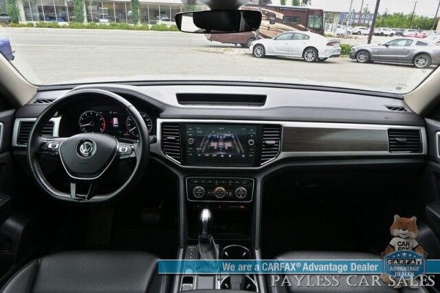 2019 Volkswagen Atlas 3.6L V6 SEL / Auto Start / Heated Leather Seats & Steering Wheel / NAV / Pano Sunroof / Adaptive Cruise / Lane Depart & Blind Spot Alert / Apple CarPlay & Android Auto / 3rd Row / Seats 7 / Tow Pkg Anchorage AK