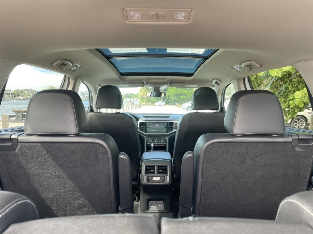 2019 Volkswagen Atlas 3.6L V6 SEL PREMIUM~CLEAN CARFAX~3RD ROW SEAT~LANE ASSIST~ADAPTI Sarasota FL