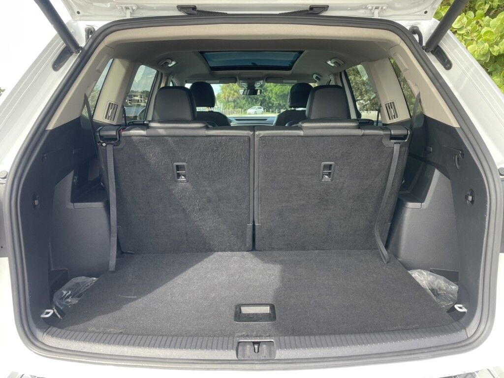 2019 Volkswagen Atlas 3.6L V6 SEL PREMIUM~CLEAN CARFAX~3RD ROW SEAT~LANE ASSIST~ADAPTI Sarasota FL
