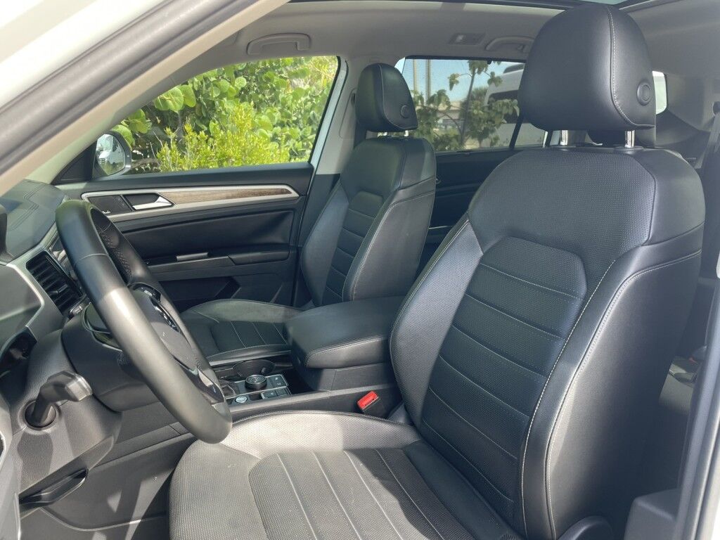 2019 Volkswagen Atlas 3.6L V6 SEL PREMIUM~CLEAN CARFAX~3RD ROW SEAT~LANE ASSIST~ADAPTI Sarasota FL