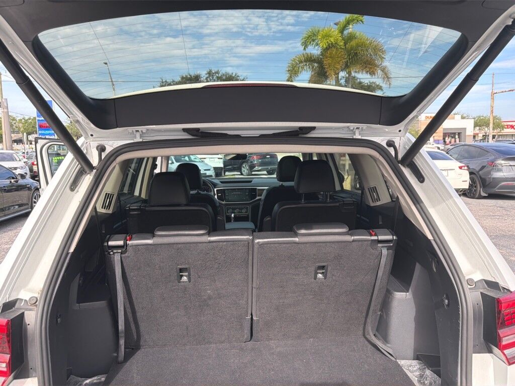 2019 Volkswagen Atlas 3.6L V6 SEL PREMIUM~CLEAN CARFAX~3RD ROW SEAT~LANE ASSIST~ADAPTIVE CRUISE CONTROL~ONLINE FINANCE AND SHIPPING AVAILABLE!!!! Sarasota FL