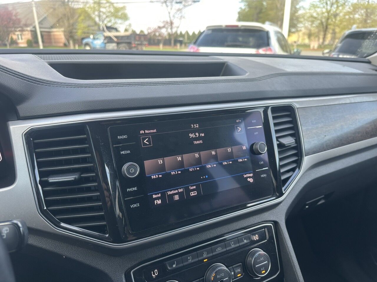 2019 Volkswagen Atlas 3.6L V6 SEL Premium Charlton MA