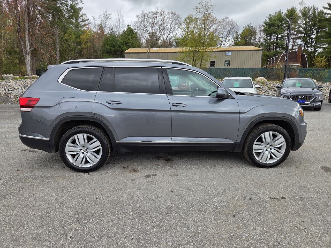 2019 Volkswagen Atlas 3.6L V6 SEL Premium