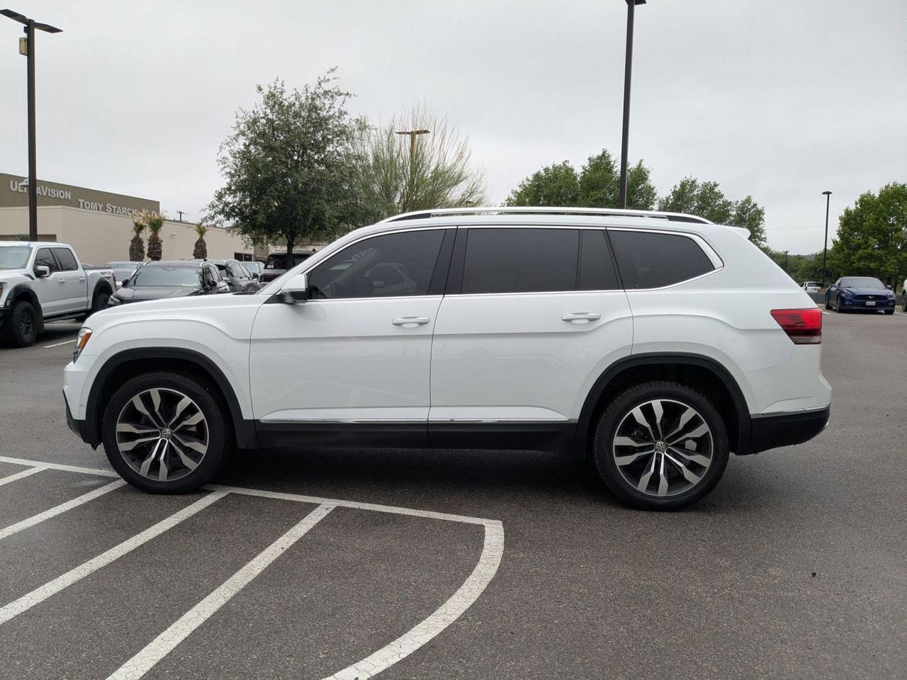 2019 Volkswagen Atlas 3.6L V6 SEL Premium