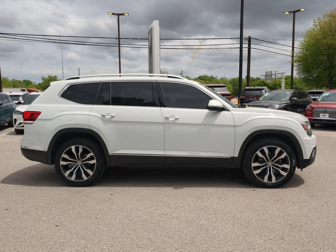 2019 Volkswagen Atlas 3.6L V6 SEL Premium