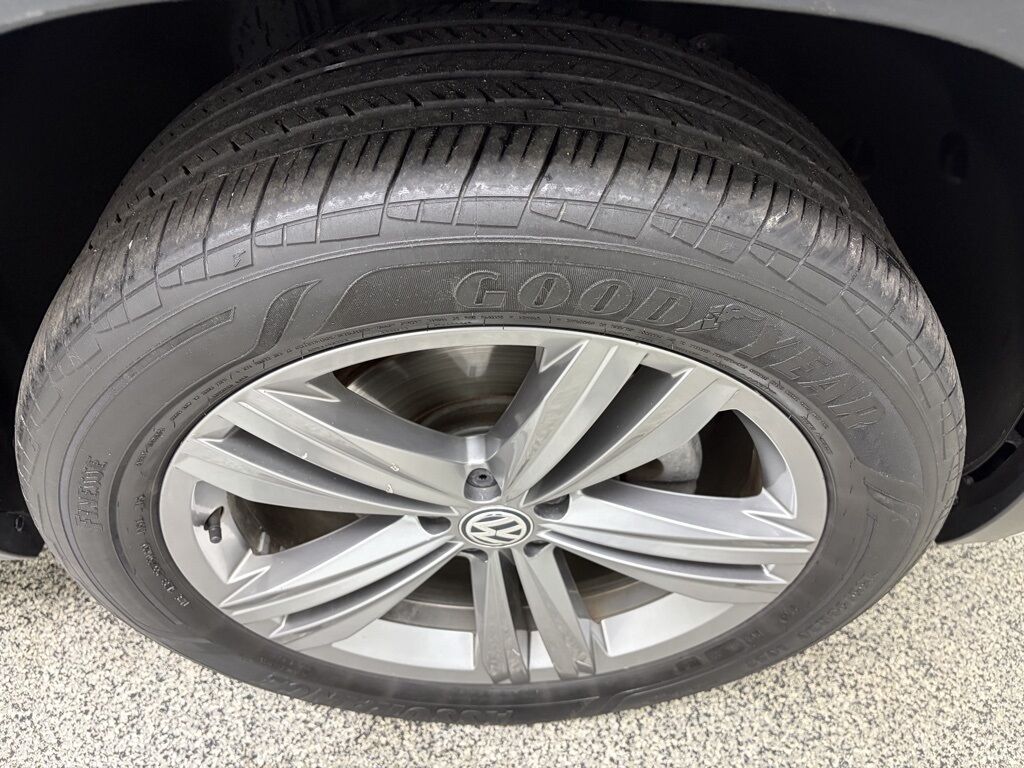 2019 Volkswagen Atlas 3.6L V6 SEL R-Line Loveland CO