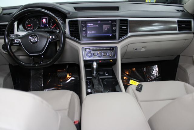 2019 Volkswagen Atlas SE w/Technology