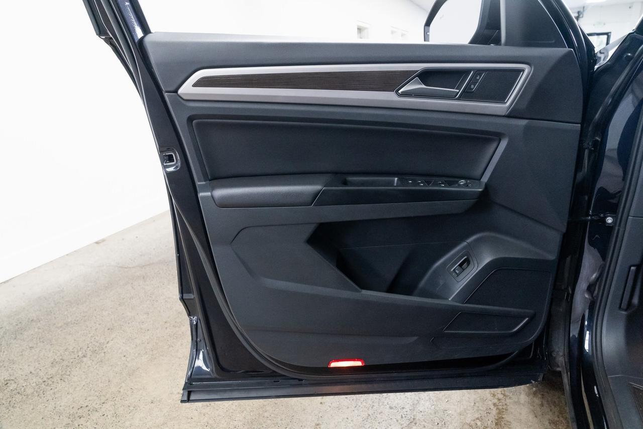2019 Volkswagen Atlas SEL 4Motion 7 Passenger Heated Seats Panoramic Moonroo Portland OR