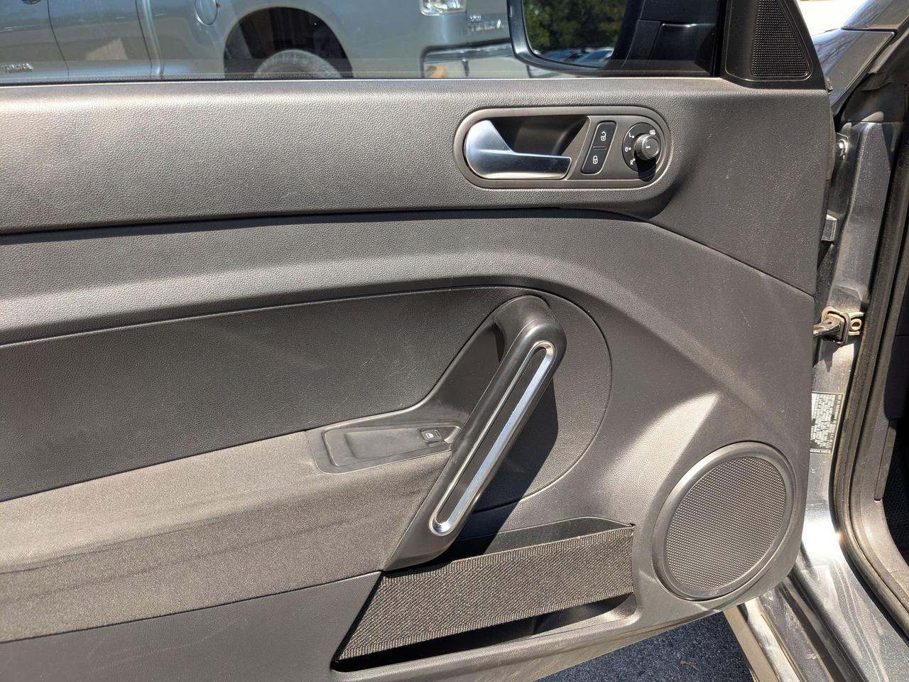 2019 Volkswagen Beetle 2.0T S San Antonio TX