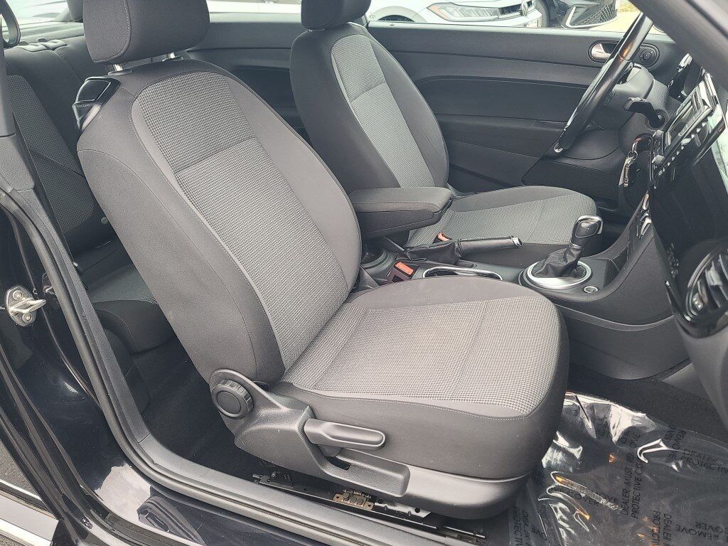 2019 Volkswagen Beetle 2.0T S Springfield VA