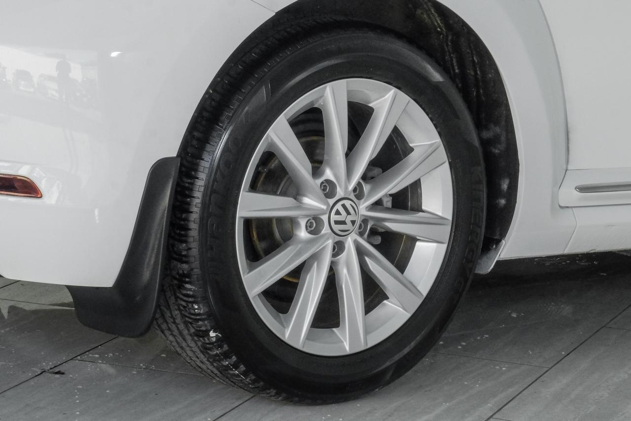 2019 Volkswagen Beetle Convertible 2.0T SE AUTOMATIC BLIND SPOT ASSIST LEATHER HEATED SEATS REAR CA Carrollton TX