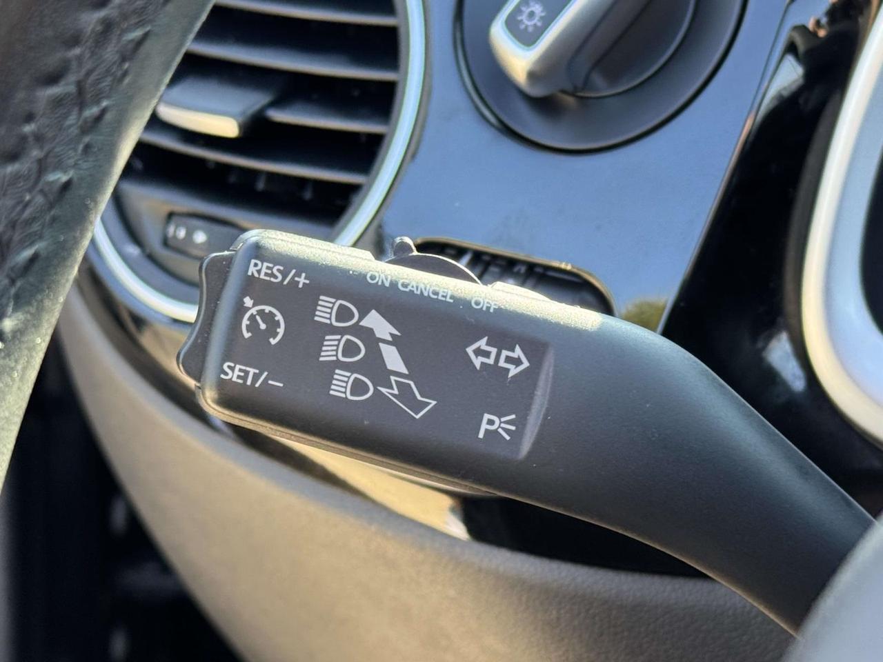 2019 Volkswagen Beetle Convertible 2.0T SE Fredericksburg VA