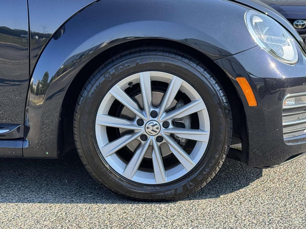 2019 Volkswagen Beetle Convertible 2.0T SE Fredericksburg VA