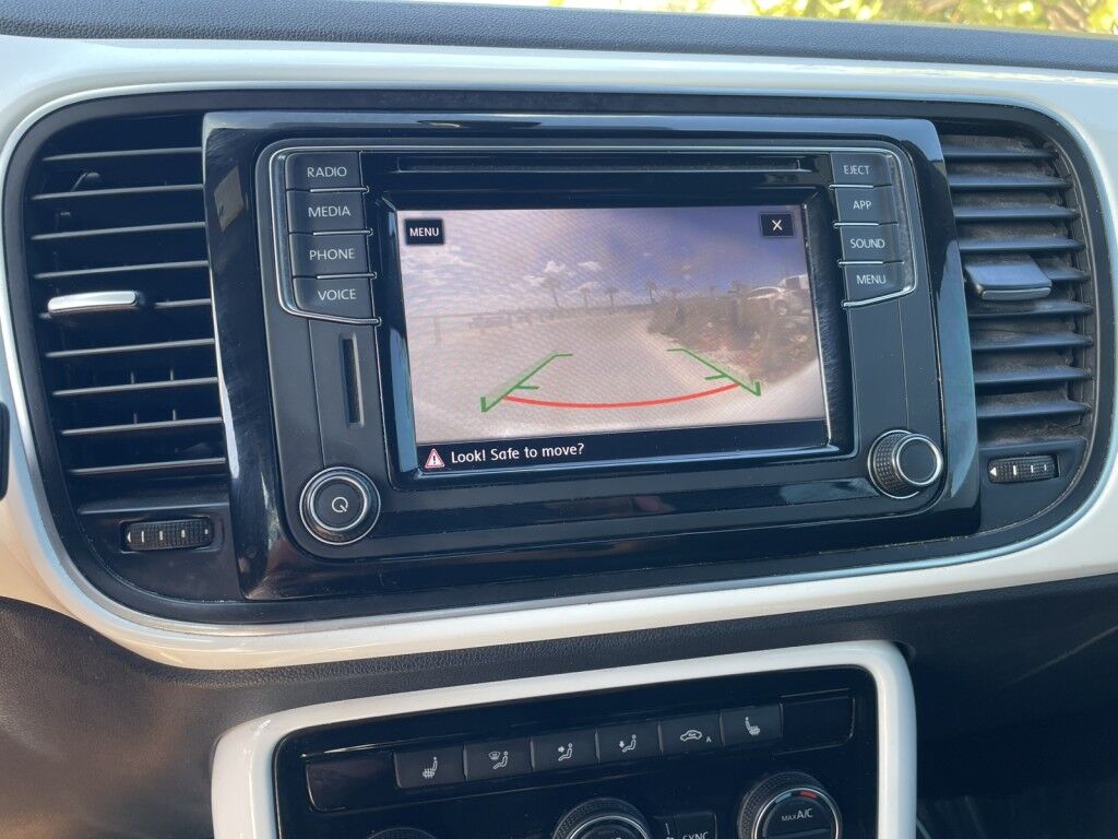 2019 Volkswagen Beetle Convertible S~CLEAN CAR-FAX~EXCELLENT CONDITION~BLUETOOTH~CONVERTIBLE SOFT TOP~CRUISE CONTROL~HEATED SIDE MIRRORS~PARKING SENSORS~STABILITY CONTROL Sarasota FL