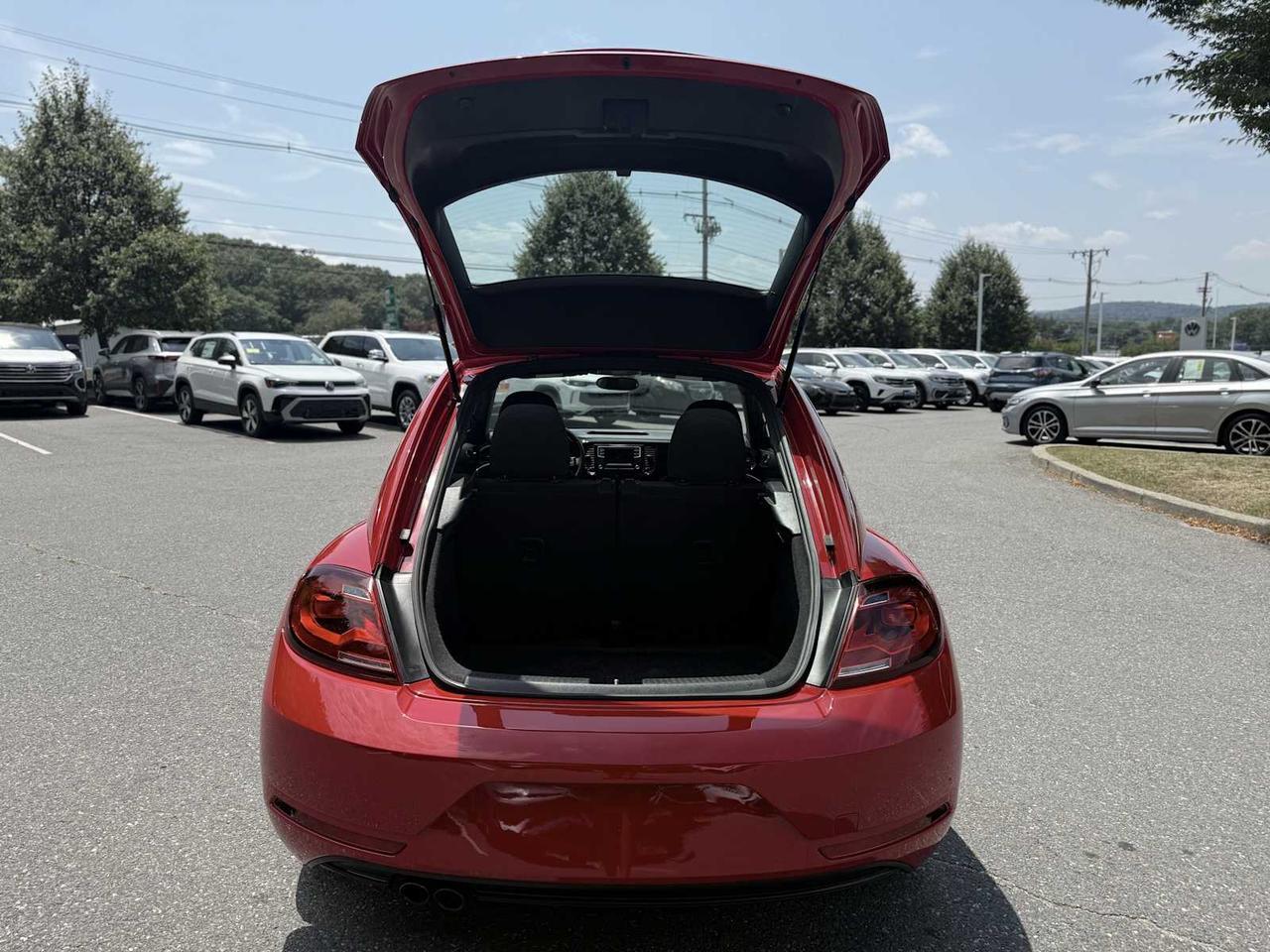 2019 Volkswagen Beetle S Westborough MA