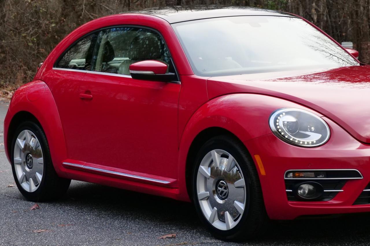 2019 Volkswagen Beetle SE / Premium Package / Heated Seats / Sunroof! Lincolnton NC