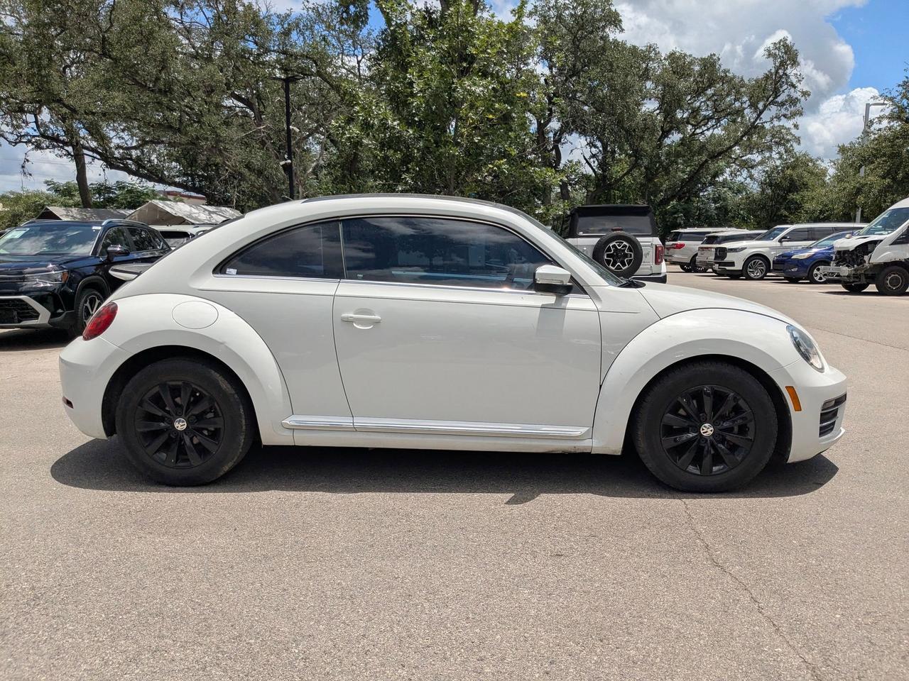 2019 Volkswagen Beetle SE San Antonio TX