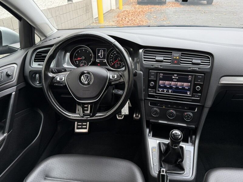 2019 Volkswagen Golf Alltrack S Willow Grove PA