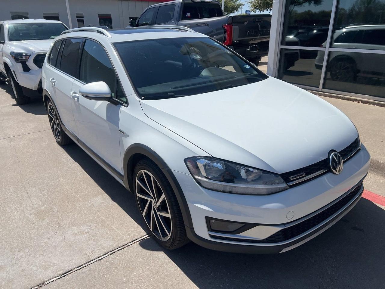 2019 Volkswagen Golf Alltrack SE Hurst TX