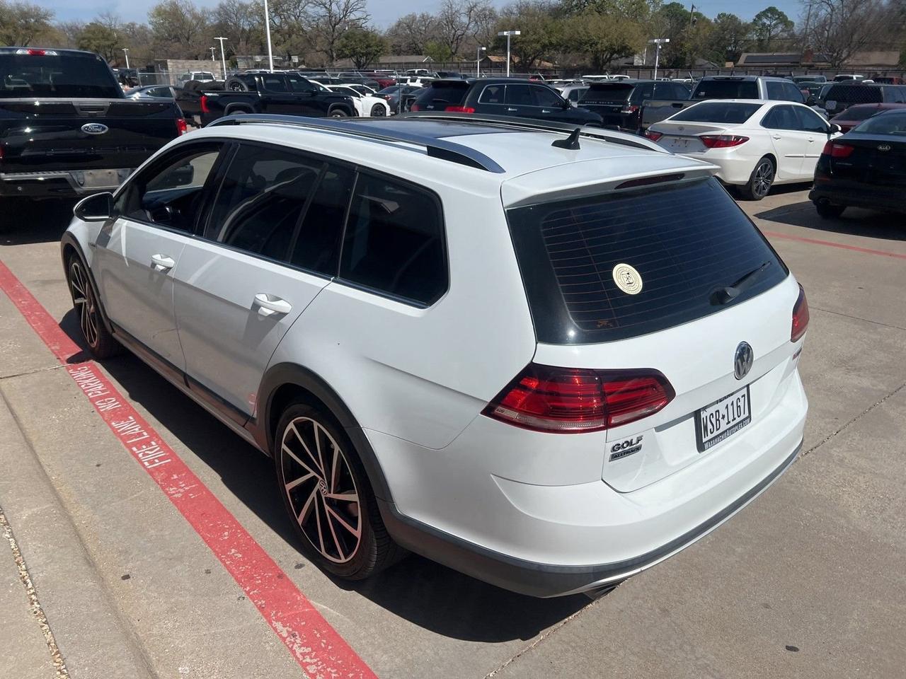 2019 Volkswagen Golf Alltrack SE Hurst TX