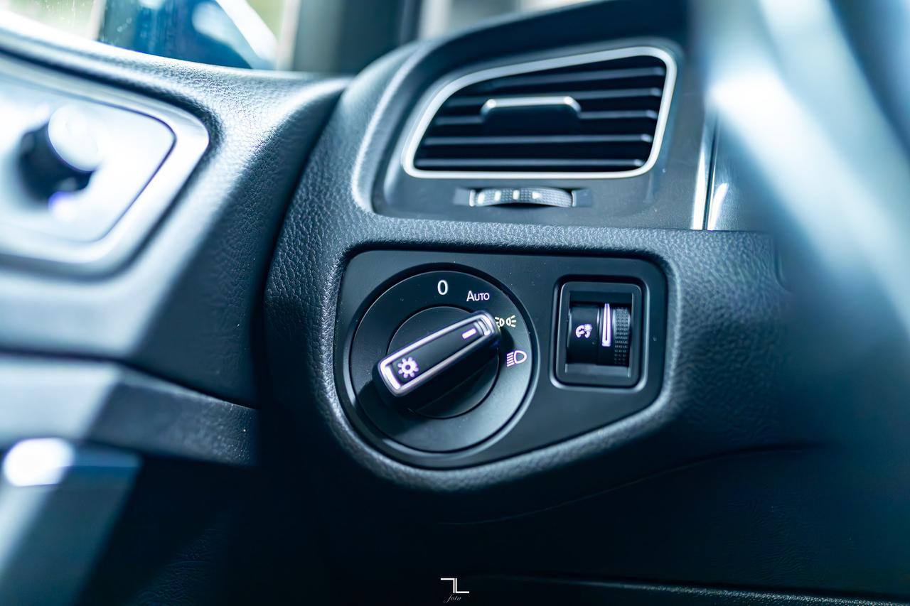 2019 Volkswagen Golf Comfortline BCam Red Deer AB