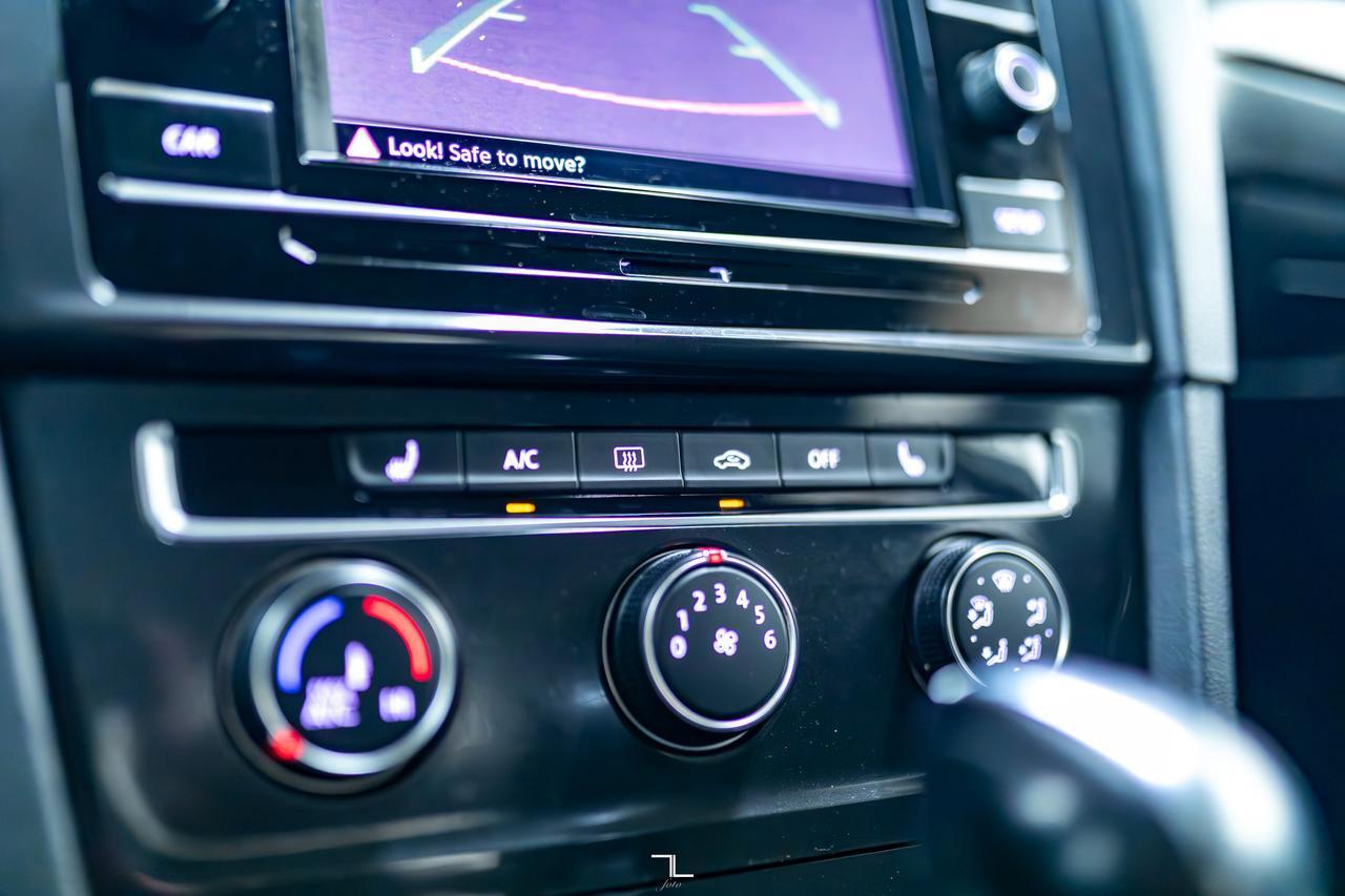 2019 Volkswagen Golf Comfortline BCam Red Deer AB