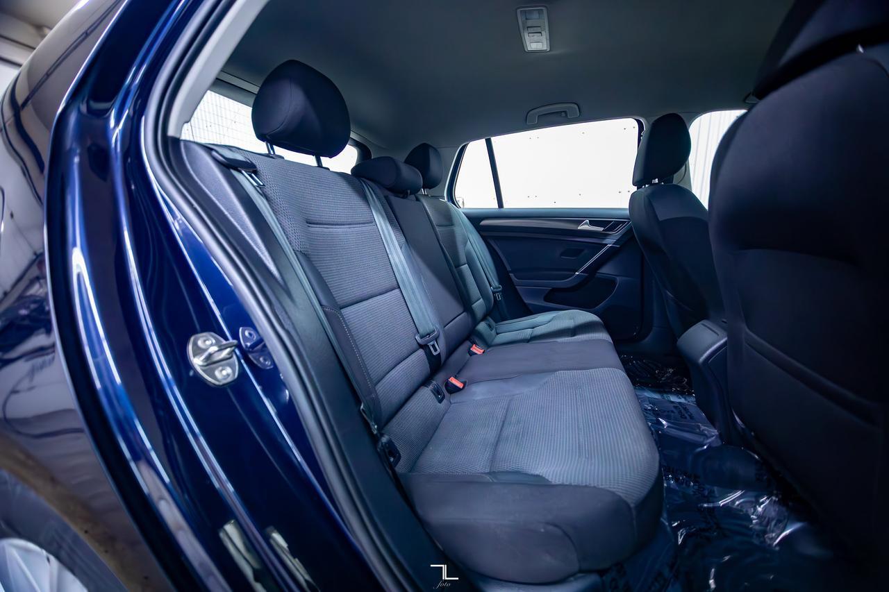 2019 Volkswagen Golf Comfortline BCam Red Deer AB