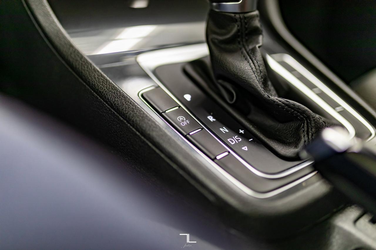 2019 Volkswagen Golf Comfortline Hatchback BCam HSeat Red Deer AB