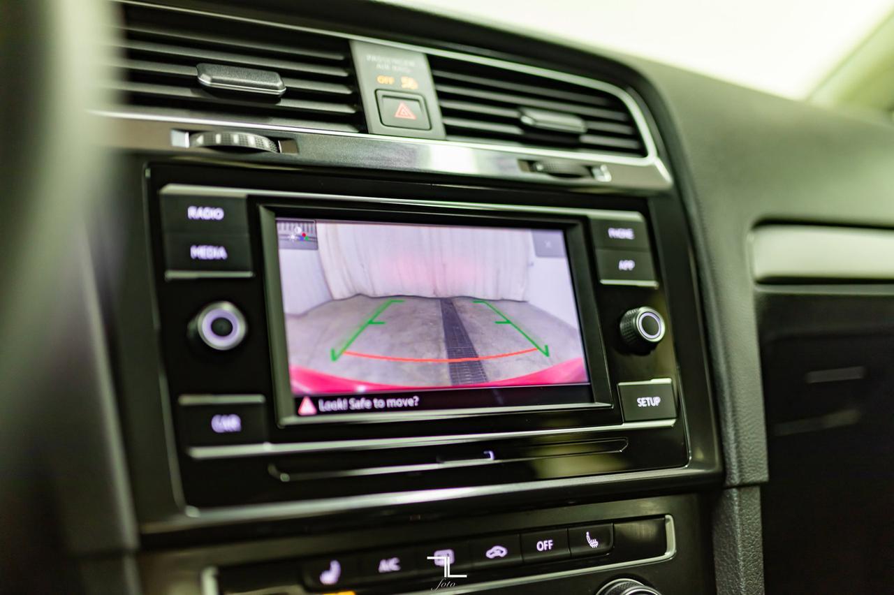 2019 Volkswagen Golf Comfortline Hatchback BCam Red Deer AB