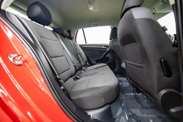 2019 Volkswagen Golf Comfortline Hatchback BCam Red Deer AB