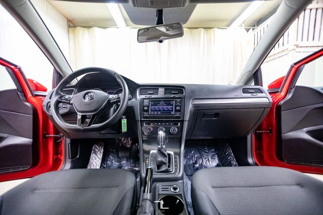 2019 Volkswagen Golf Comfortline Hatchback BCam Red Deer AB