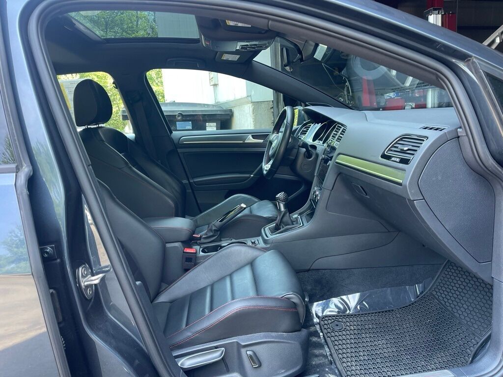 2019 Volkswagen Golf GTI 2.0T SE Orange MA