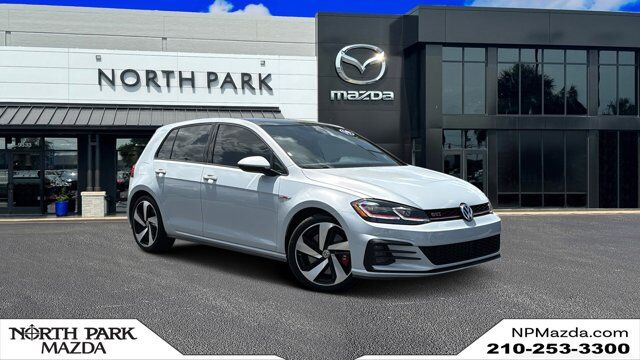 2019 Volkswagen Golf GTI SE