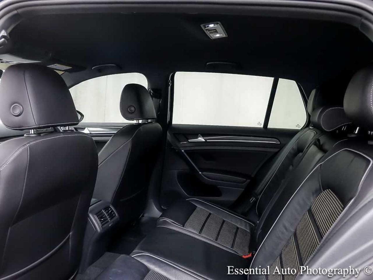 2019 Volkswagen Golf R Willowbrook IL