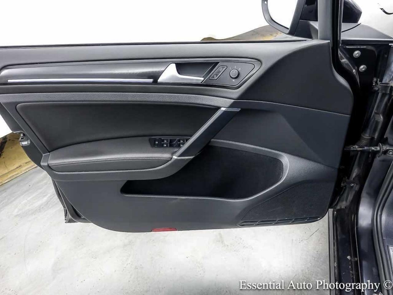 2019 Volkswagen Golf R Willowbrook IL
