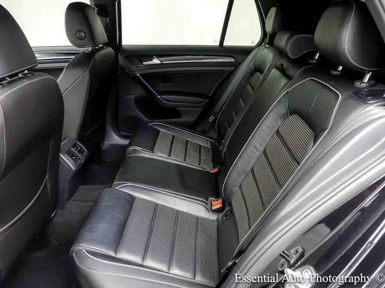 2019 Volkswagen Golf R Willowbrook IL