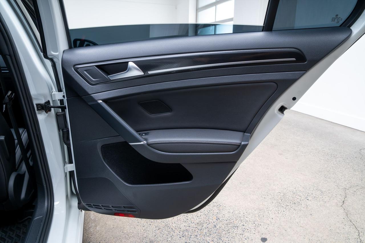 2019 Volkswagen Golf R DCC &amp; Navigation 4Motion Airbags on Bentley Wheels Portland OR