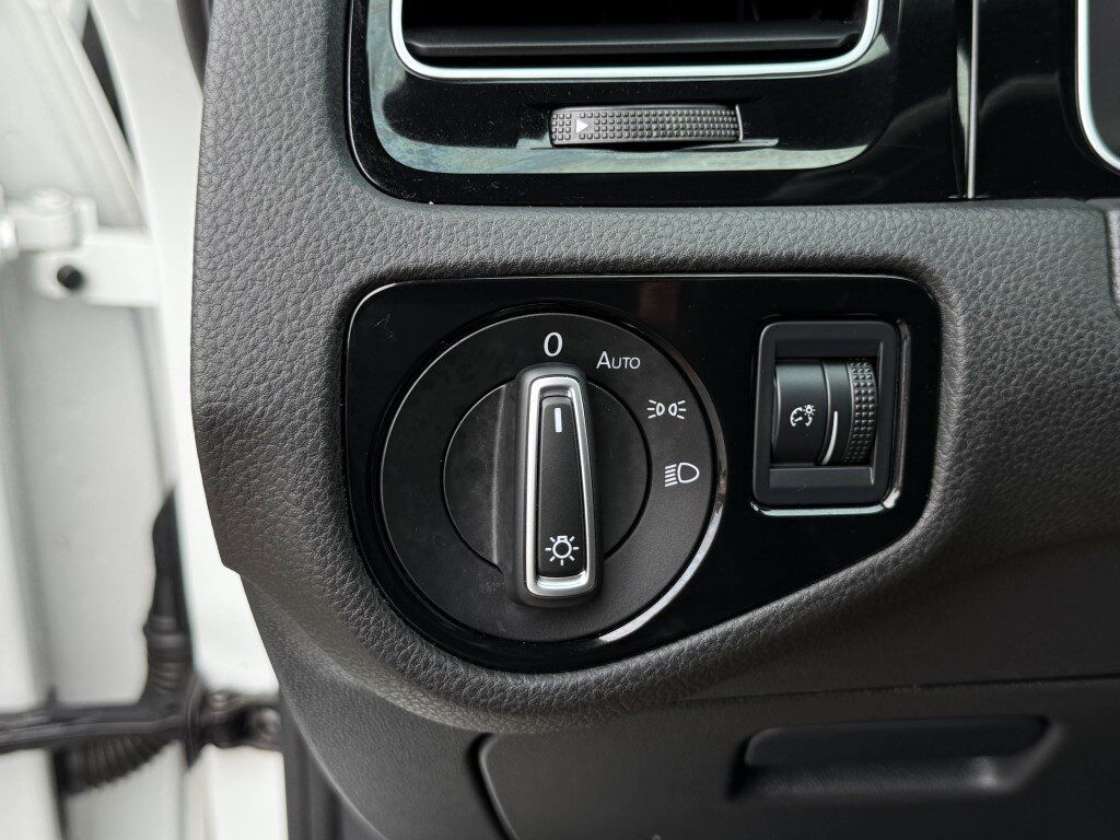 2019 Volkswagen Golf R DCC &amp; Navigation 4Motion Springfield VA