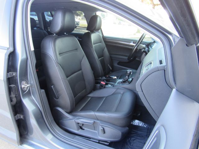 2019 Volkswagen Golf SportWagen 1.4T SE Plano TX