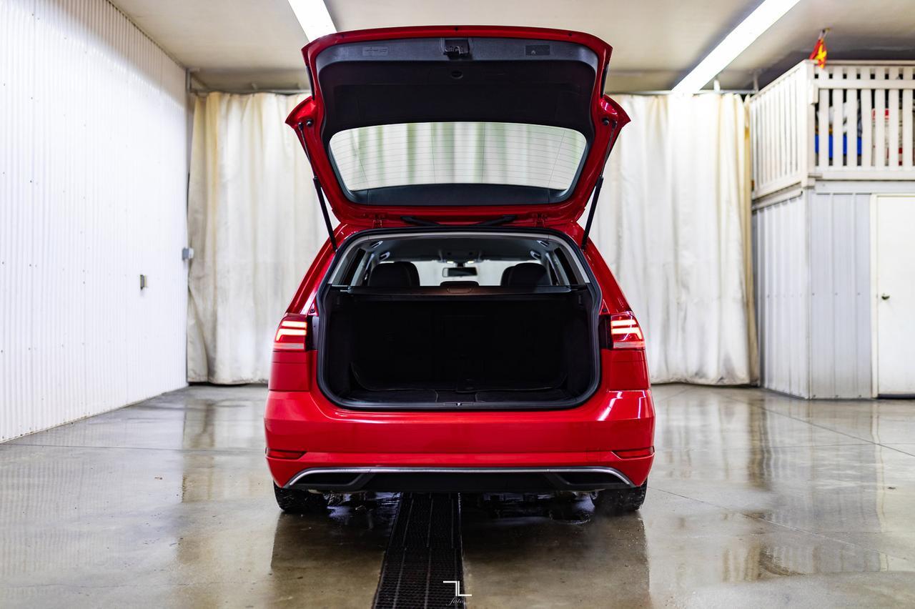 2019 Volkswagen Golf SportWagen 4Motion Comfortline BCam Red Deer AB