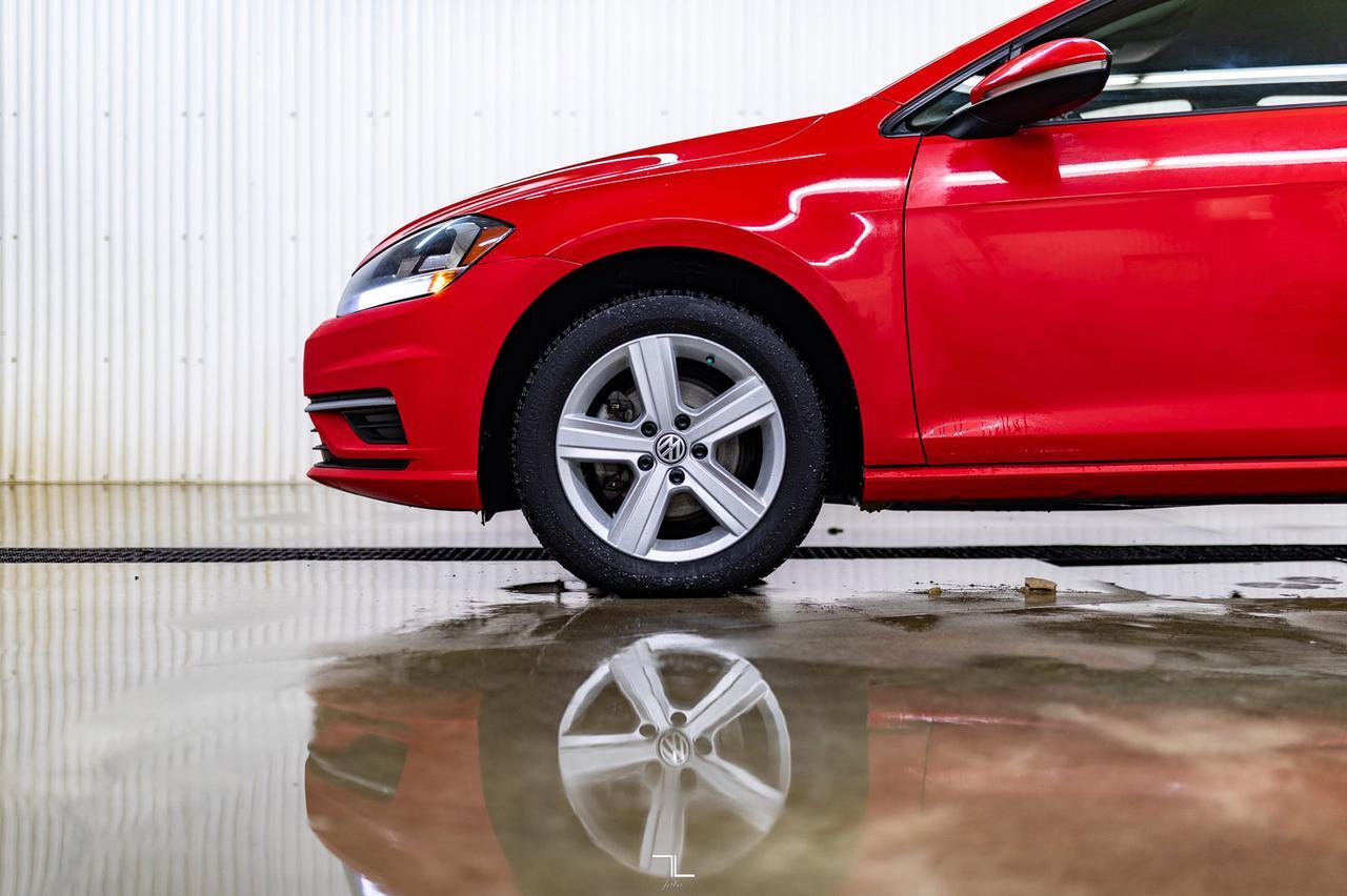 2019 Volkswagen Golf SportWagen 4Motion Comfortline BCam Red Deer AB