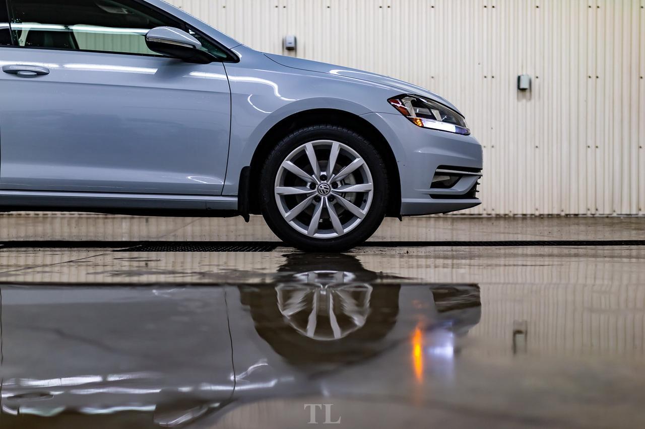 2019 Volkswagen Golf SportWagen Highline Leather Roof BCam Red Deer AB