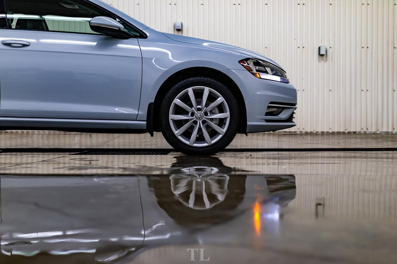 2019 Volkswagen Golf SportWagen Highline Leather Roof BCam Red Deer AB