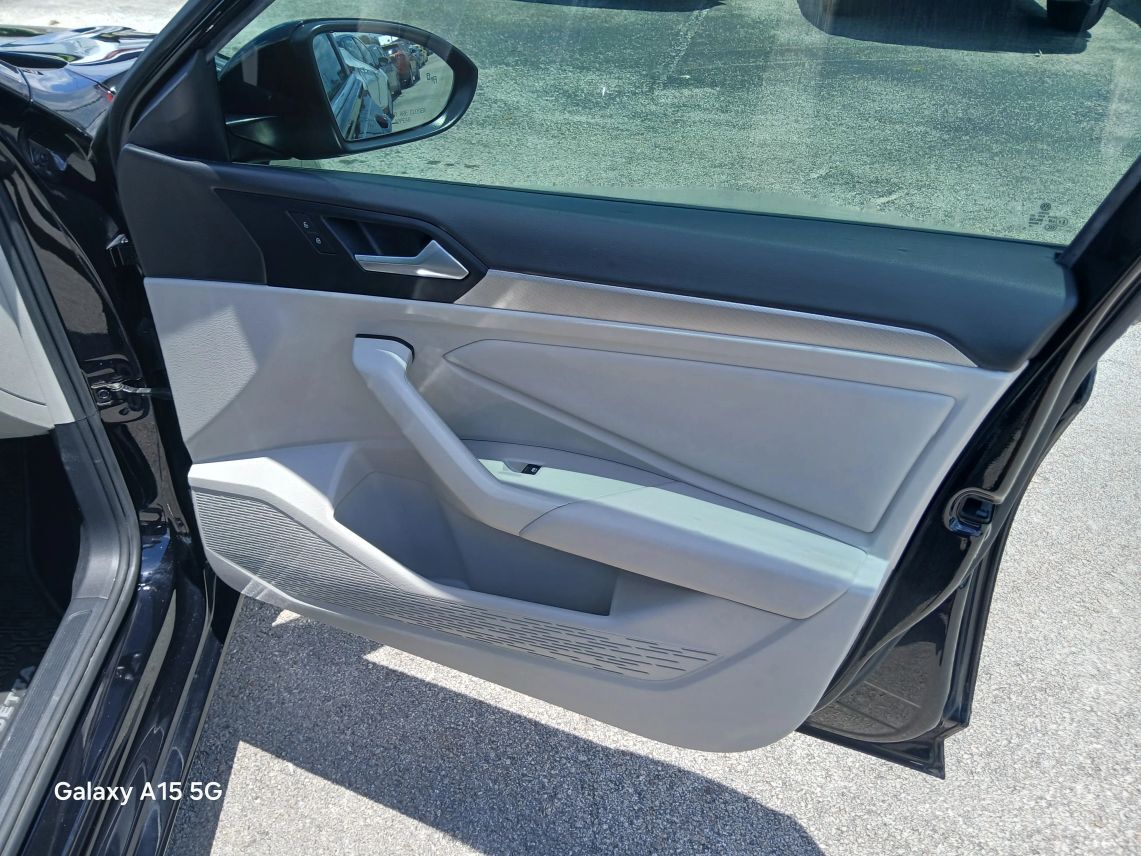 2019 Volkswagen Jetta 1.4T SE Sedan 4D Maitland FL
