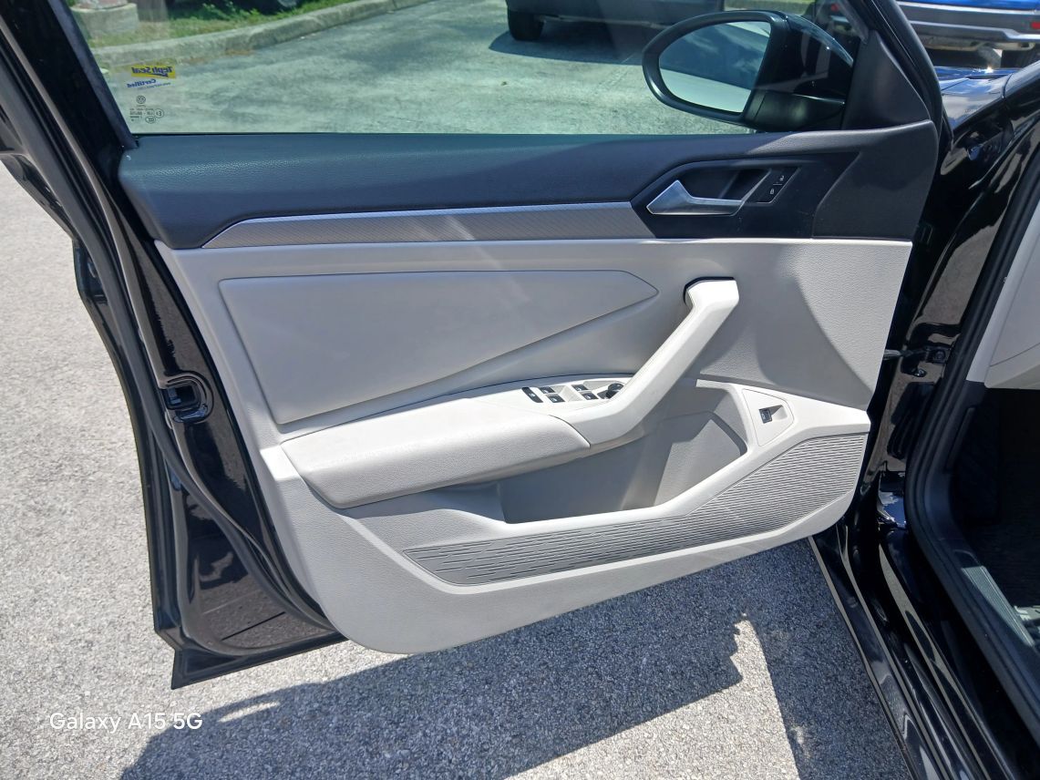 2019 Volkswagen Jetta 1.4T SE Sedan 4D Maitland FL