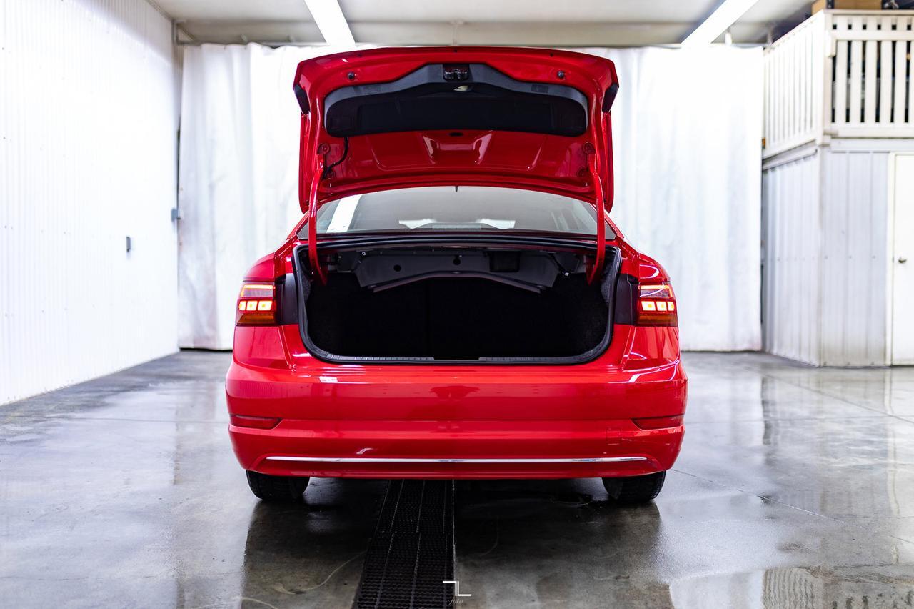 2019 Volkswagen Jetta Comfortline Manual BCam Red Deer AB